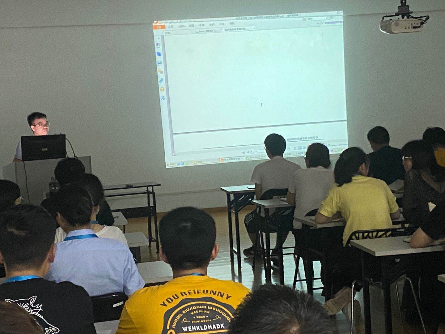 專題知識培訓(xùn)：電子油門系統(tǒng)、電氣原理培訓(xùn)