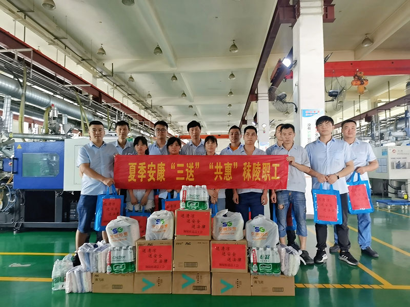 送清涼、送安全、送法律，秣陵街道總工會慰問奧聯電子一線職工